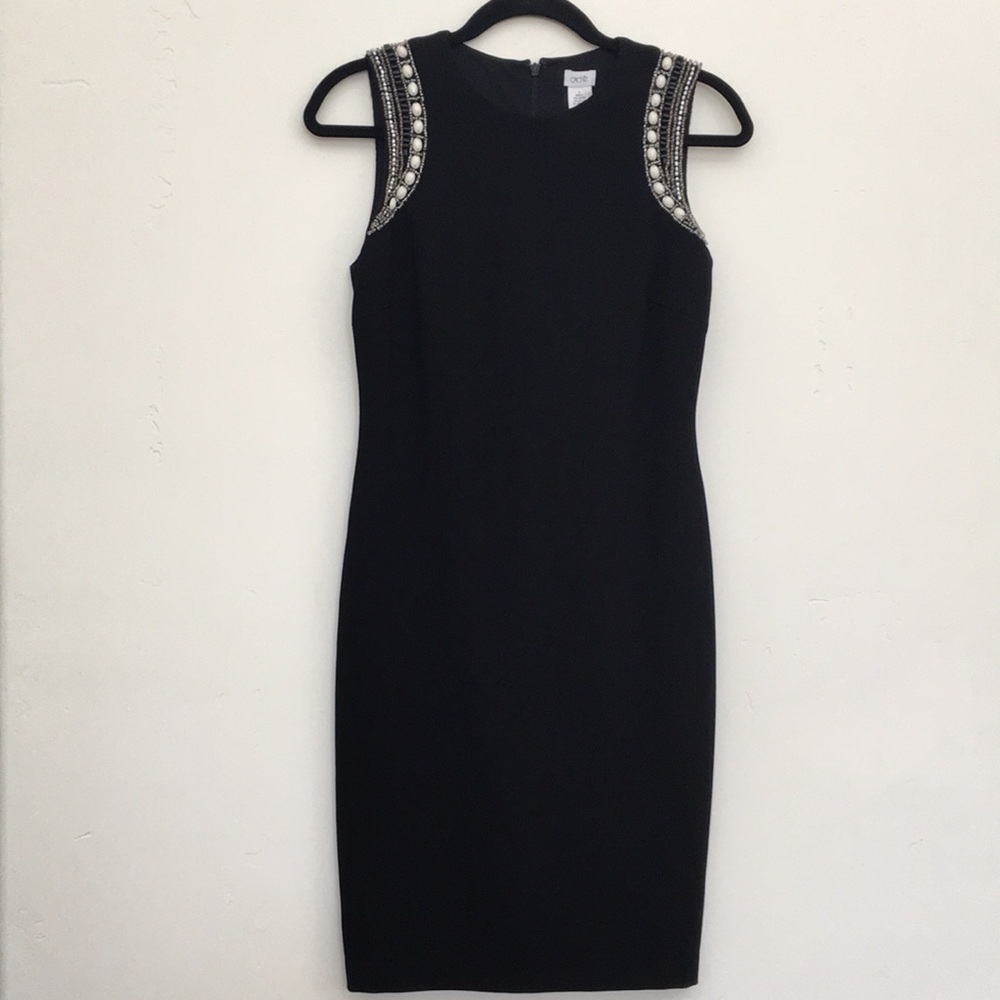 Women dress